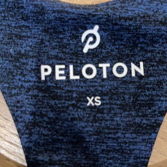 Peloton - Sports Bra with Herringbone Logo - XS - Picture 3 of 4